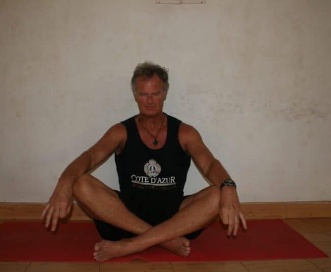 Meditation is the art of emptying one's thoughts. This is me trying not to think of killing former bosses.