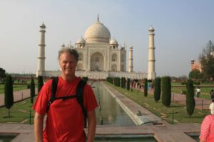 I don't do selfies. Instead, I found a nice Frenchwoman to take the obligatory Taj shot.