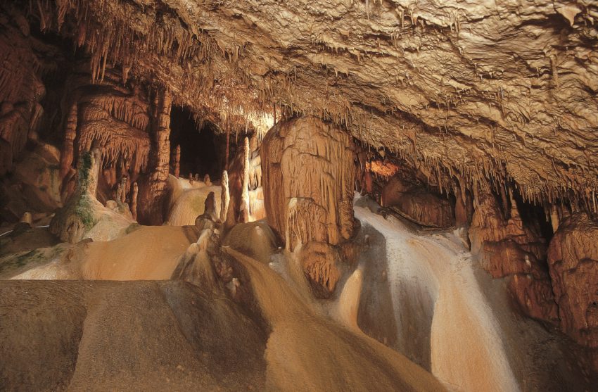 Some of the stalactites are 15 meters long. Source: Archives PSJ. Photo by Borut Lozej