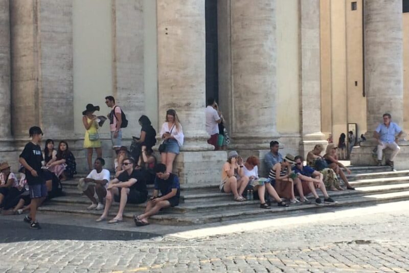 Tourists recovering from Wednesday's 93-degree heat and 50 percent humidity in Piazza del Popolo.
