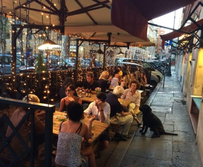 L'Oasi della Birra features 400 different beers and its 10-euro aperitivo may be the best in Rome.