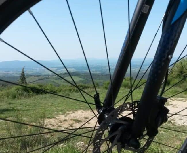 Few places in the world go better together than cycling and wine in Tuscany.