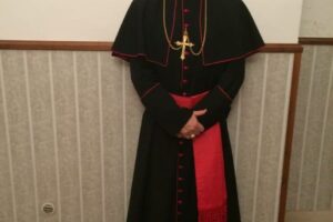 Director Paolo Sorrentino needed tall Americans. I'm tall. I'm American.