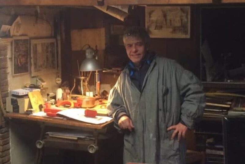 Paolo Pugelli, in the Bottega Mortet shop, has been an artisan for 48 of his 62 years.