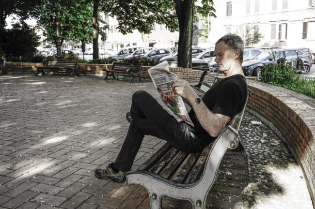 Reading my Corriere dello Sport in my neighborhood was a daily ritual over the last four years. Photo by Marina Pascucci