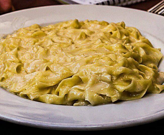 Fettuccini Alfredo