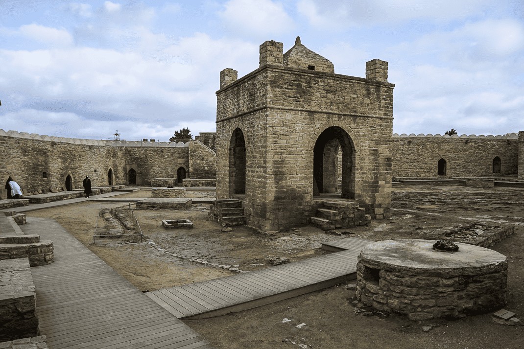 Fire Temple is where Hindus worshipped together dating back to the 17th century.